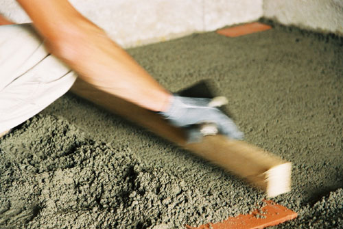 Chape de sol professionnelle